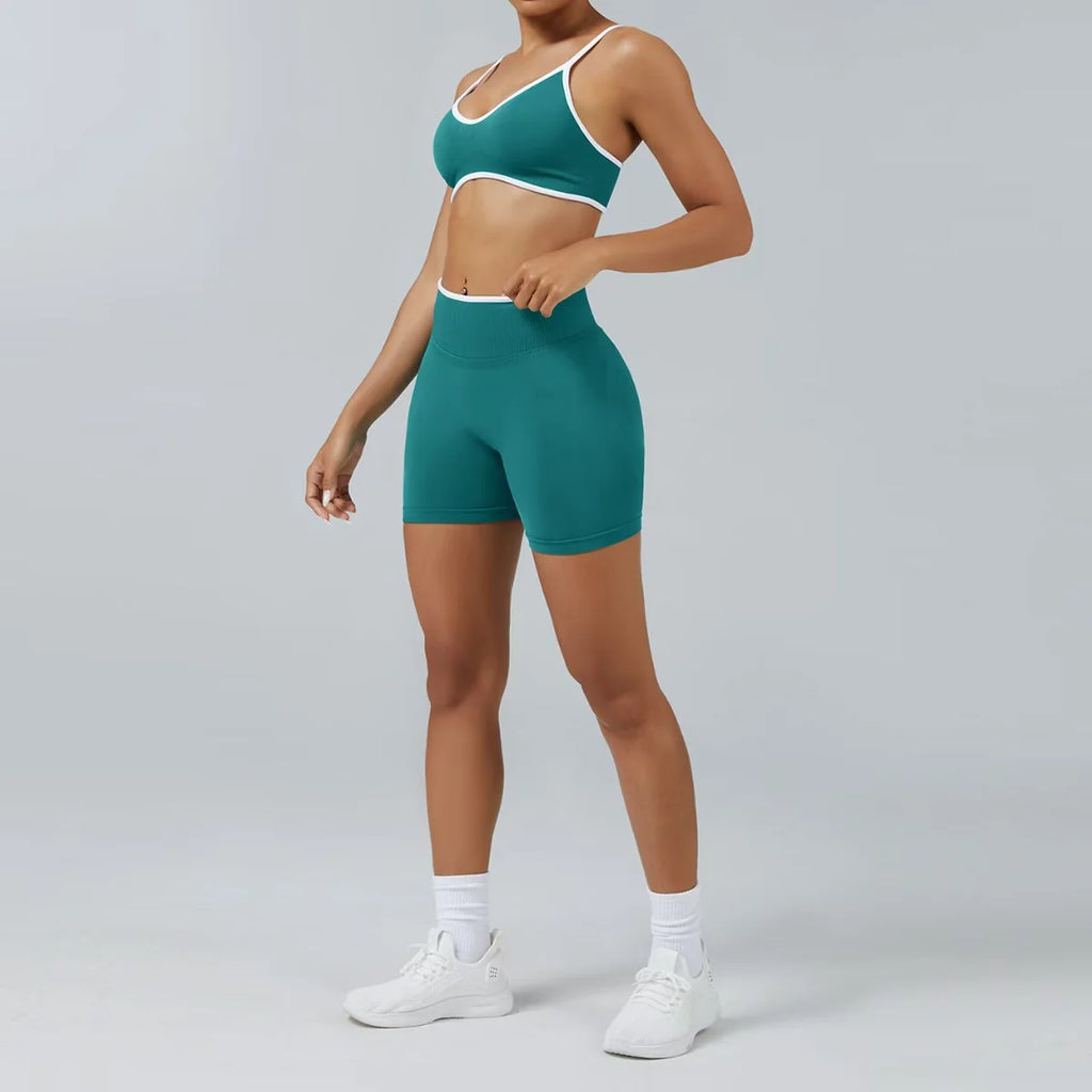 Conjunto Deportivo Seamless Short · Línea Contour - Mayoreo